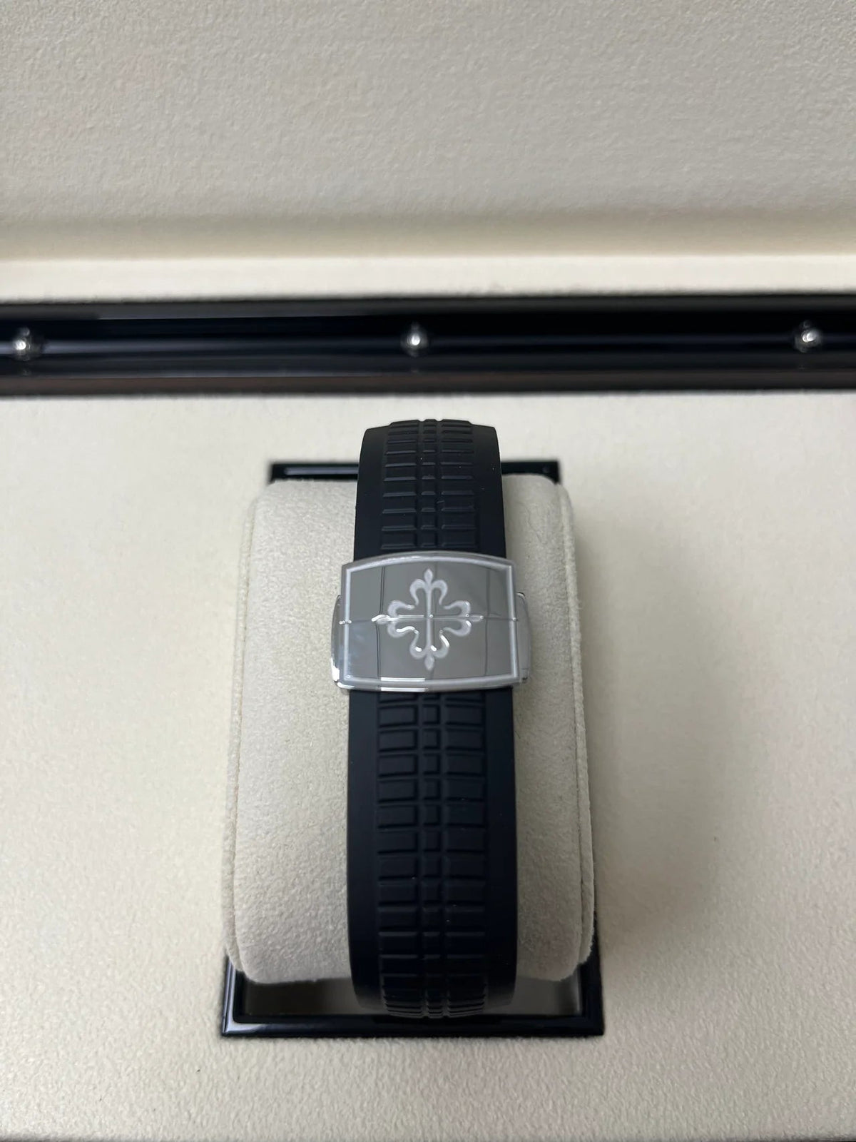 PATEK PHILIPPE AQUANAUT BLACK DIAL