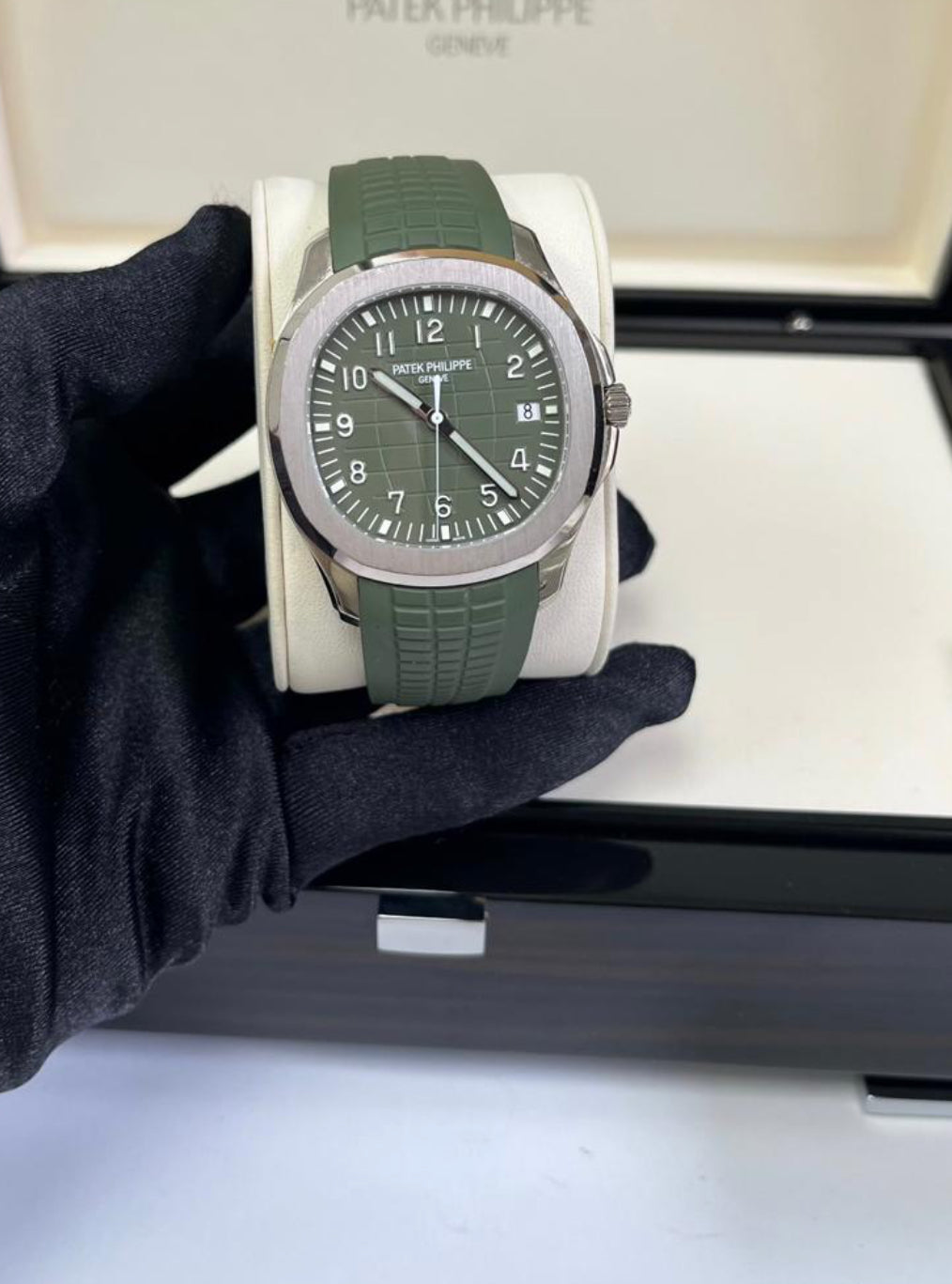 PATEK PHILIPPE AQUANAUT MILITARY