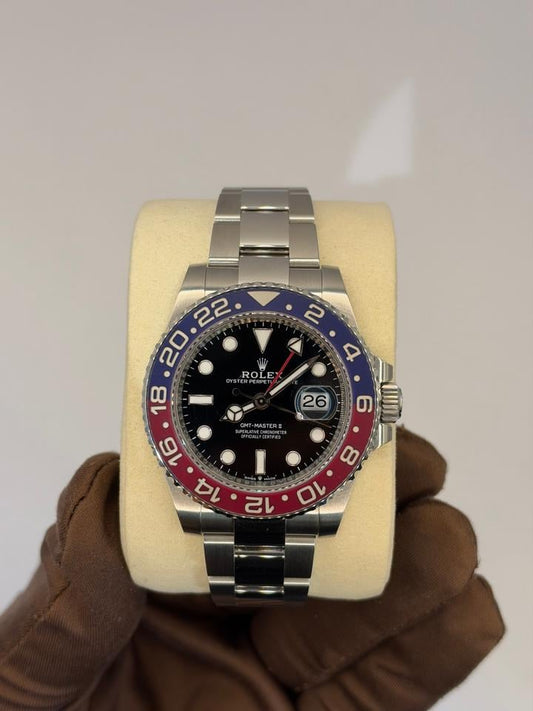 ROLEX GMT MASTER II OYSTER PEPSI