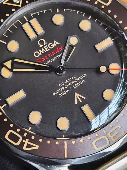 OMEGA SEAMASTER 300m DIVER JAMES BOND 007