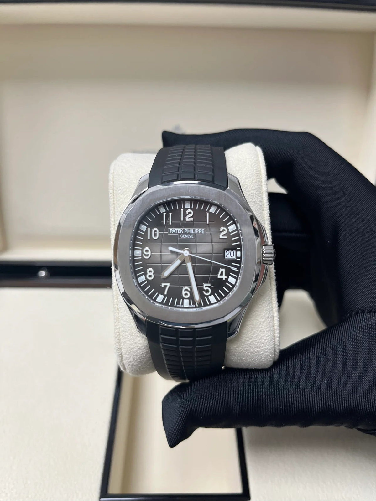 PATEK PHILIPPE AQUANAUT BLACK DIAL