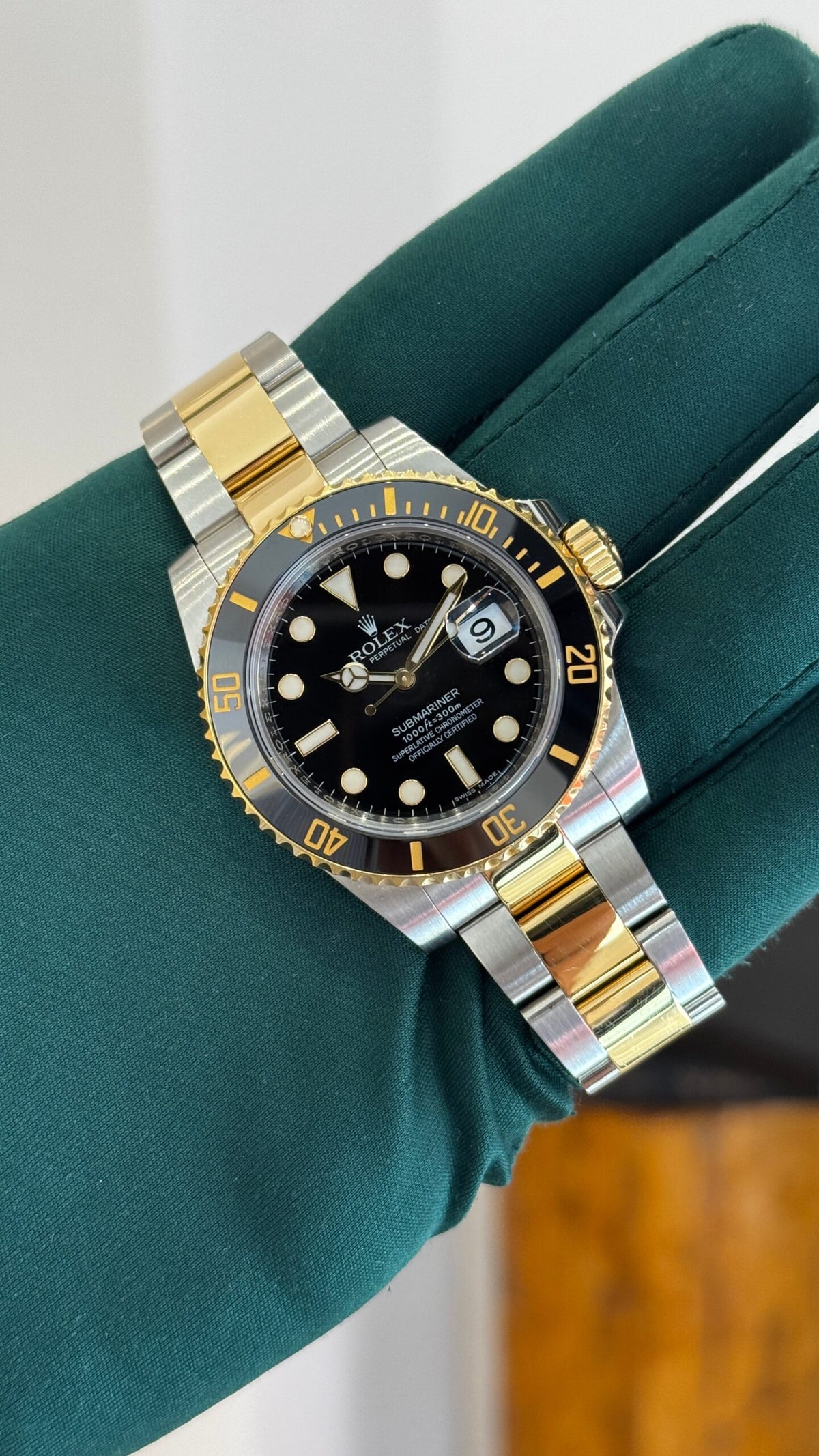 ROLEX SUBMARINER GOLD & BLACK