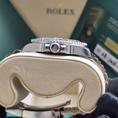 ROLEX GMT-MASTER II JUBILEE "BRUCE WAYNE"
