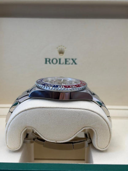 ROLEX GMT MASTER II OYSTER PEPSI