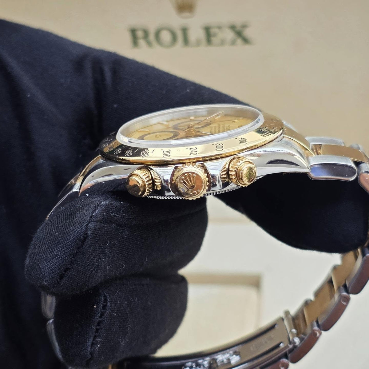 ROLEX DAYTONA CRYSTAL